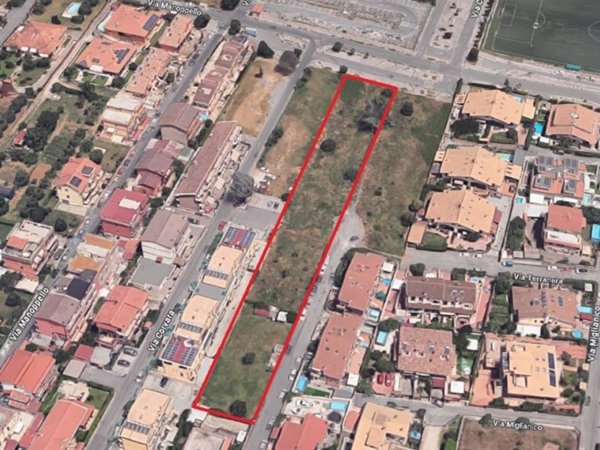 terreno edificabile in vendita a Roma in zona Castelverde