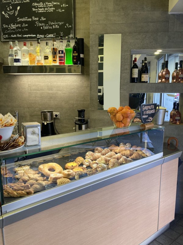 negozio in vendita a Roma in zona Aurelio
