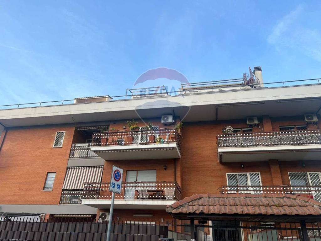 appartamento in vendita a Roma in zona Torrevecchia