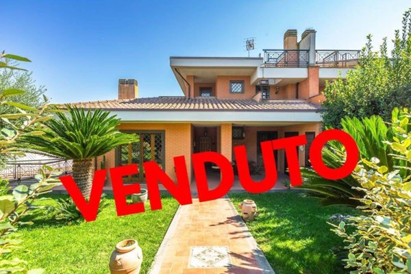 casa indipendente in vendita a Roma in zona Aurelio