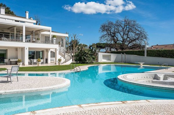 villa in vendita a Roma in zona Olgiata