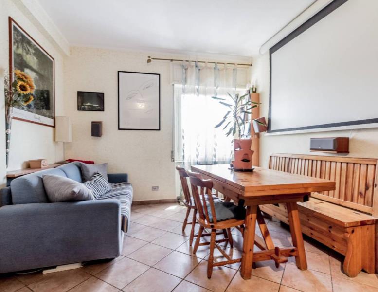 appartamento in vendita a Roma in zona EUR
