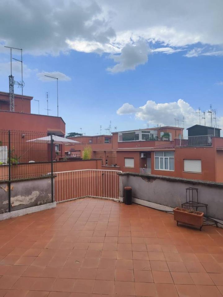 appartamento in vendita a Roma in zona Primavalle