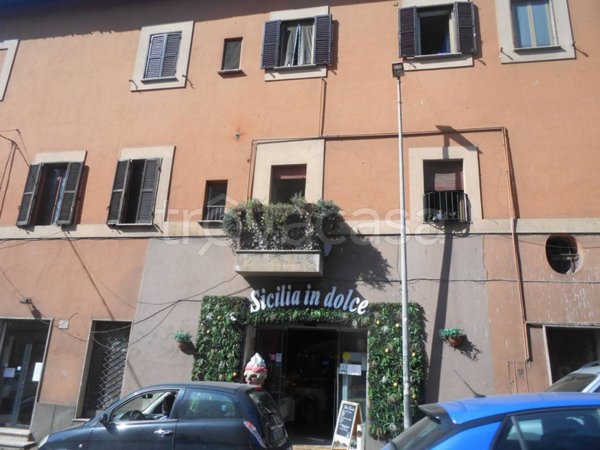 appartamento in vendita a Roma in zona Prima Porta
