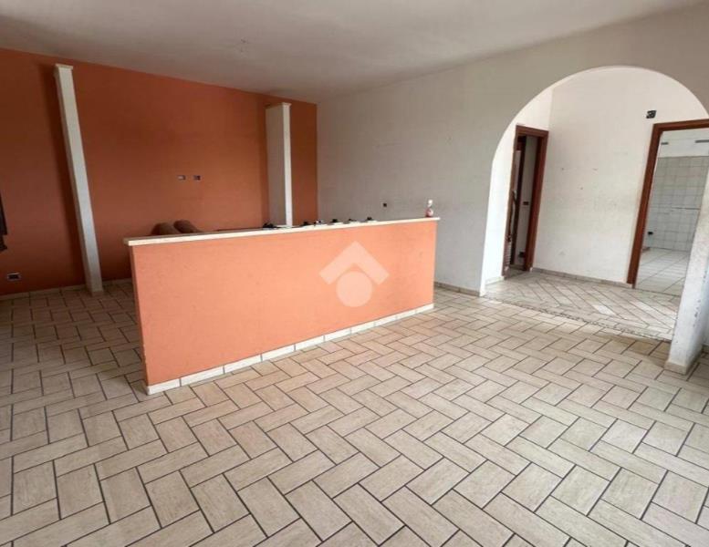 appartamento in vendita a Roma in zona Ostia Antica