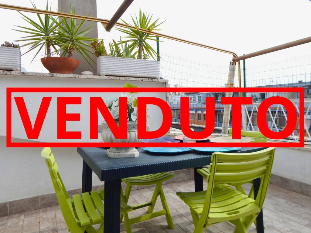 appartamento in vendita a Roma in zona Don Bosco