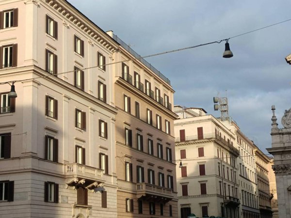appartamento in vendita a Roma in zona Rione Monti/Campitelli