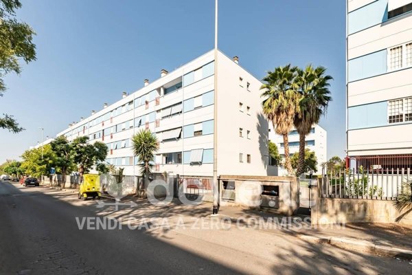 appartamento in vendita a Roma in zona Casal Palocco