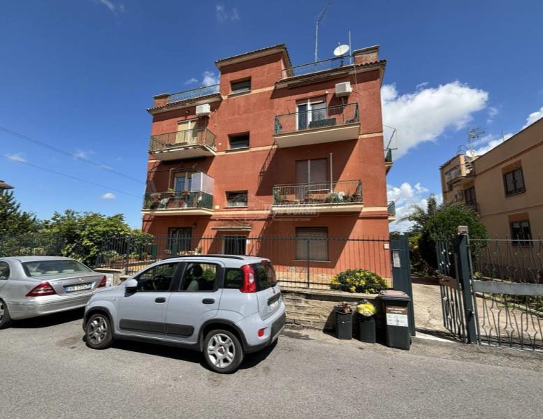 appartamento in vendita a Roma in zona Ottavia