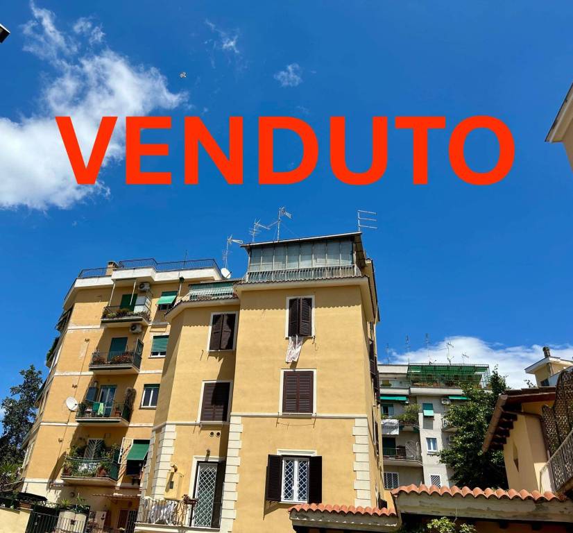 appartamento in vendita a Roma in zona Gianicolense