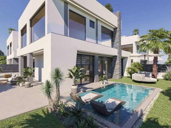 casa indipendente in vendita a Roma in zona Casal Palocco
