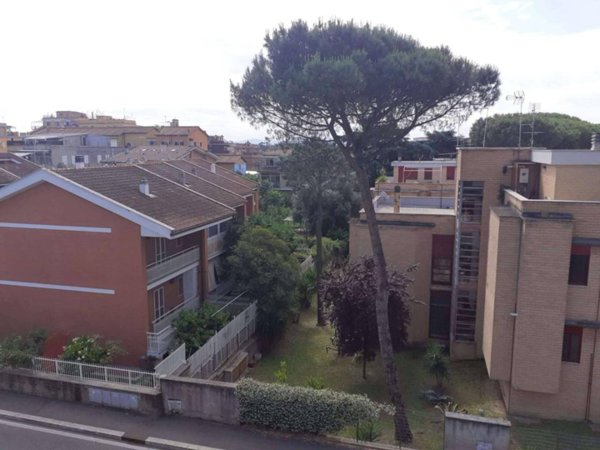 appartamento in vendita a Roma in zona Montespaccato