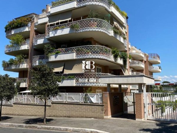 appartamento in vendita a Roma in zona Torrino