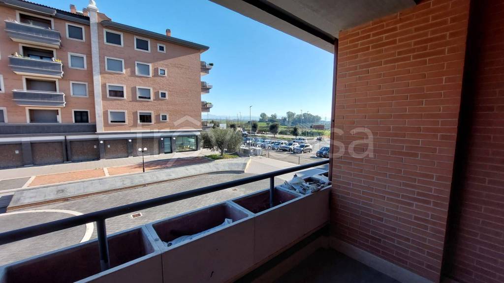 appartamento in vendita a Roma in zona Sette Bagni