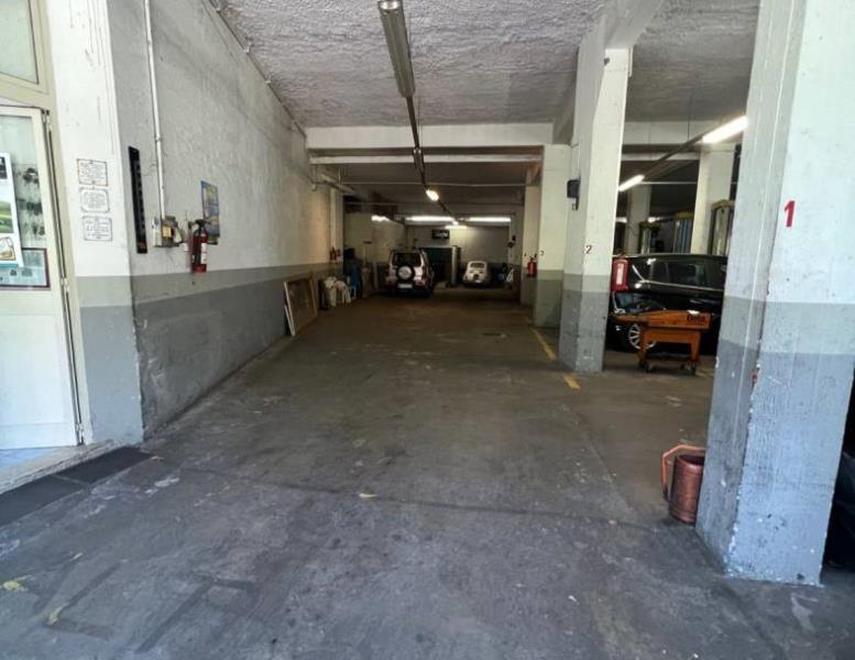locale commerciale in vendita a Roma in zona Torrevecchia