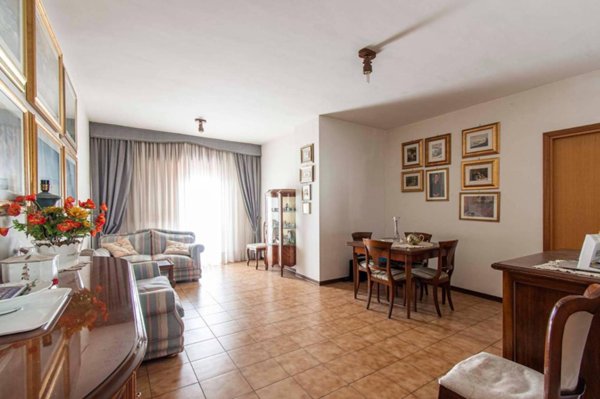appartamento in vendita a Roma in zona Ostiense