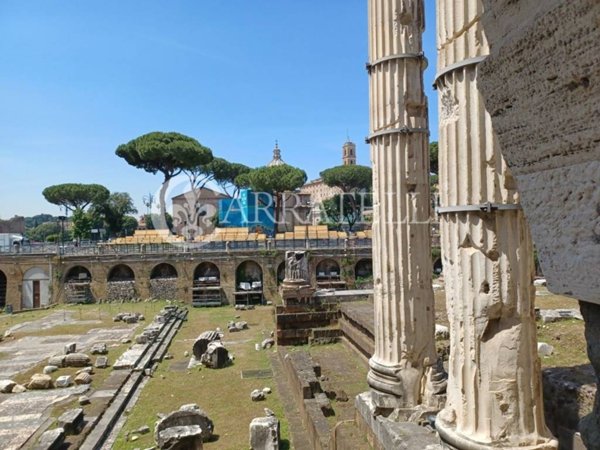 appartamento in vendita a Roma in zona Centro Storico