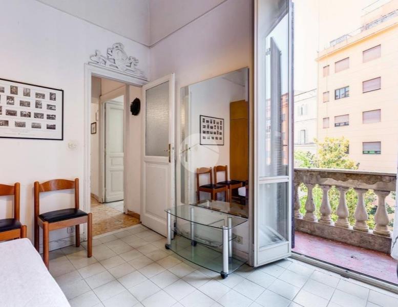 appartamento in vendita a Roma in zona Rione Monti/Campitelli