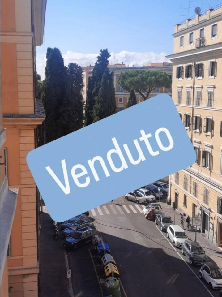 appartamento in vendita a Roma in zona Rione Prati