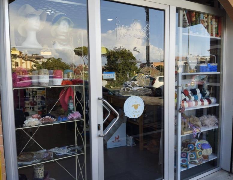 negozio in vendita a Roma in zona Pietralata