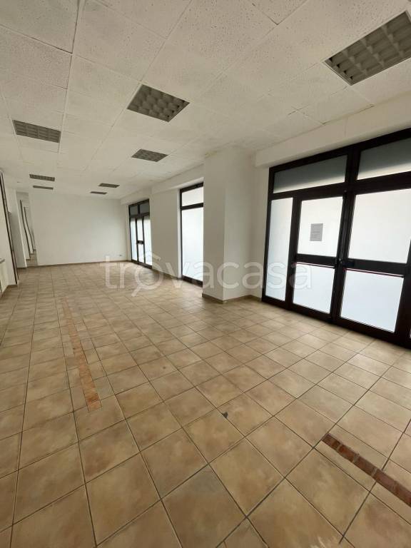 quadrivano in vendita a Roma in zona Torre Spaccata