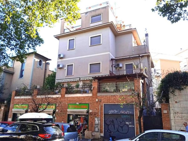 casa indipendente in vendita a Roma in zona Gianicolense