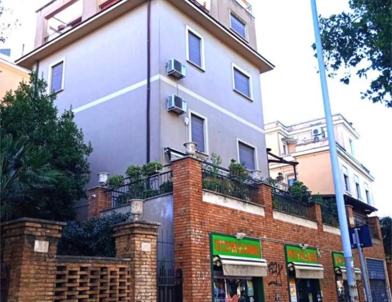 casa indipendente in vendita a Roma in zona Gianicolense