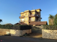 appartamento in vendita a Roma in zona Castel di Leva