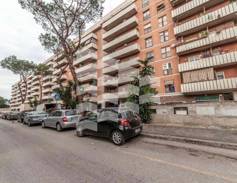 appartamento in vendita a Roma in zona Cinecittà