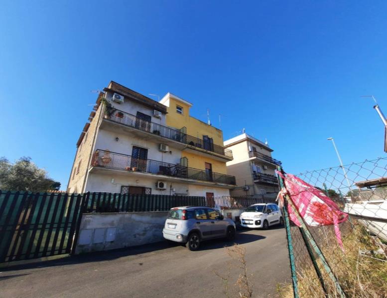 appartamento in vendita a Roma in zona Borghesiana