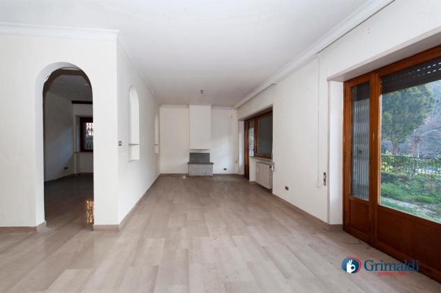 appartamento in vendita a Roma in zona EUR