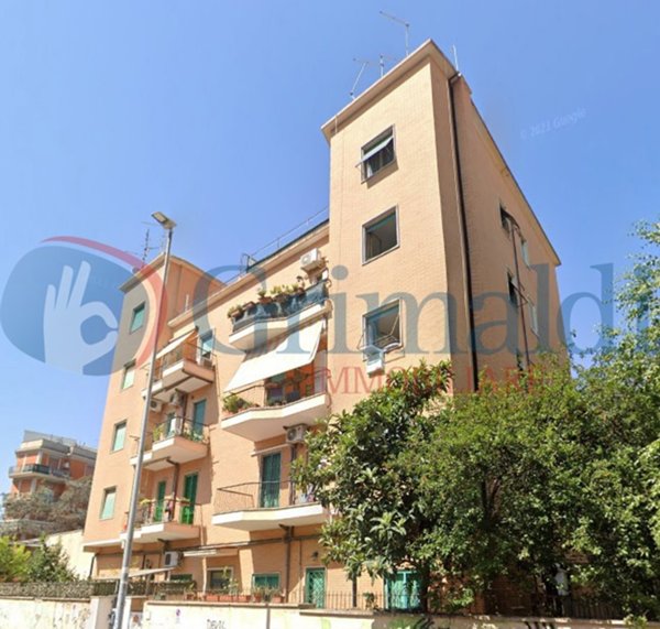 appartamento in vendita a Roma in zona Prenestino-Centocelle
