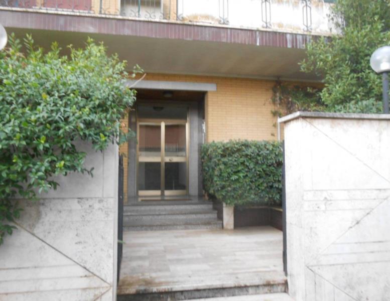 appartamento in vendita a Roma in zona Labaro
