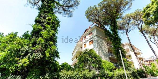 appartamento in vendita a Roma in zona Tor di Quinto