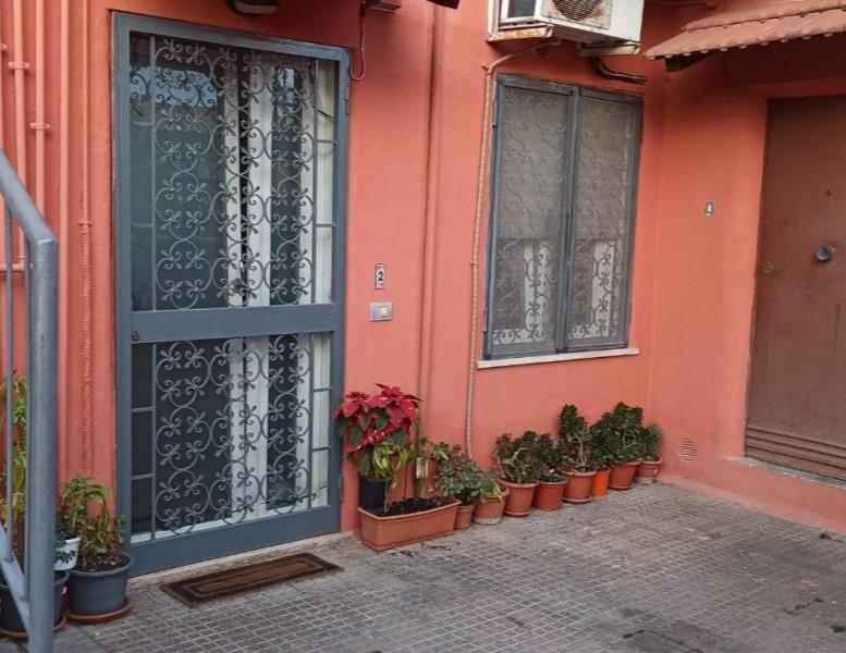 appartamento in vendita a Roma in zona Tuscolano