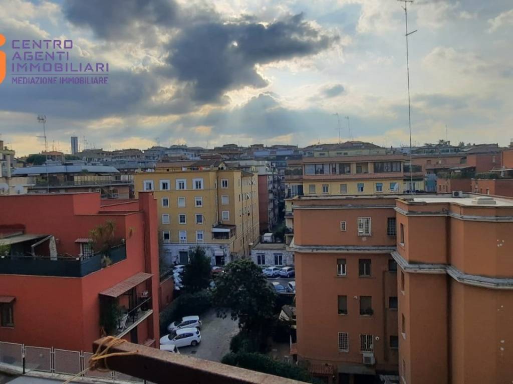 appartamento in vendita a Roma in zona Gianicolense