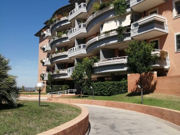 appartamento in vendita a Roma in zona Sette Bagni