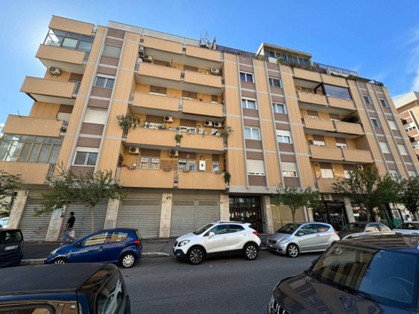 appartamento in vendita a Roma in zona Ostia