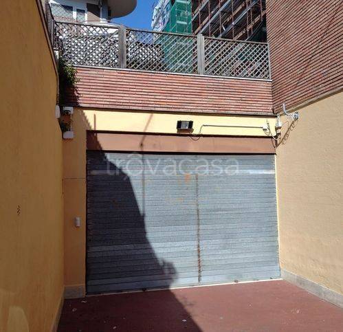 negozio in vendita a Roma in zona Alessandrino