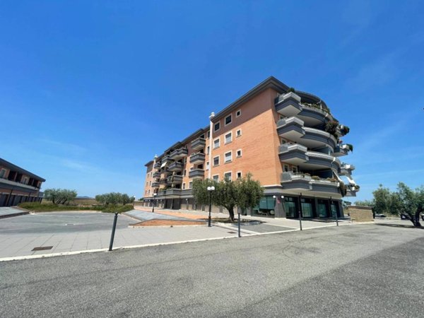 negozio in vendita a Roma in zona Sette Bagni