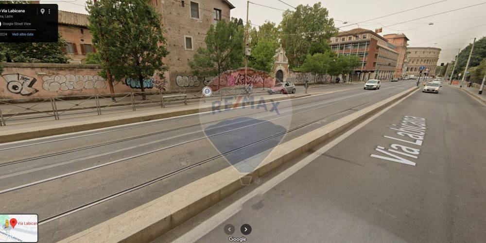 negozio in vendita a Roma in zona Rione Monti/Campitelli