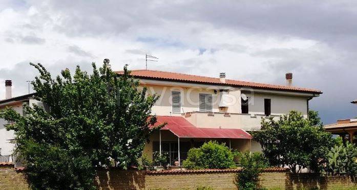 casa indipendente in vendita a Roma in zona Primavalle