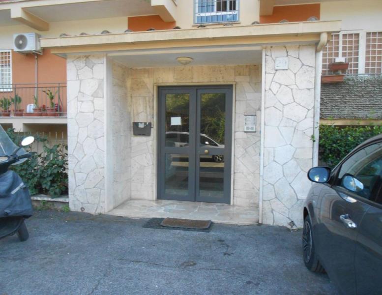 appartamento in vendita a Roma in zona Prima Porta
