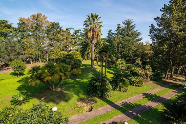 casa indipendente in vendita a Roma in zona Mostacciano