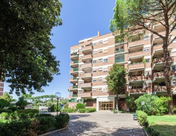 appartamento in vendita a Roma in zona Ardeatino