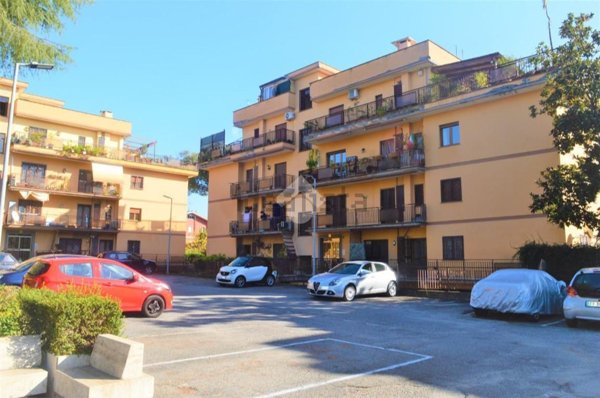 appartamento in vendita a Roma in zona Finocchio