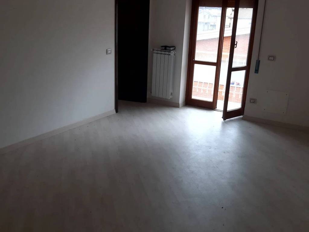 appartamento in vendita a Roma in zona Torrione Cerquetta