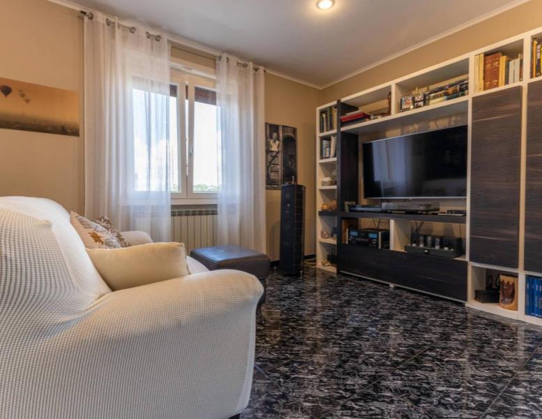 appartamento in vendita a Roma in zona Borghesiana