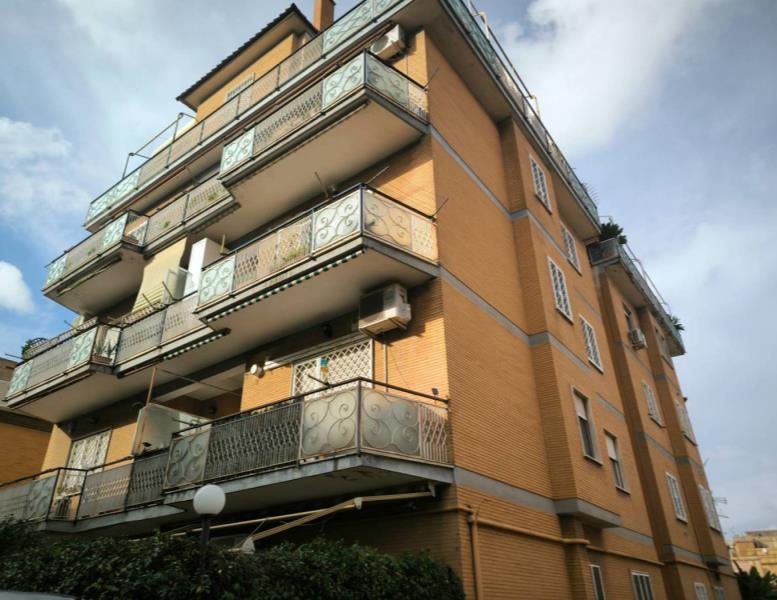 appartamento in vendita a Roma in zona Primavalle