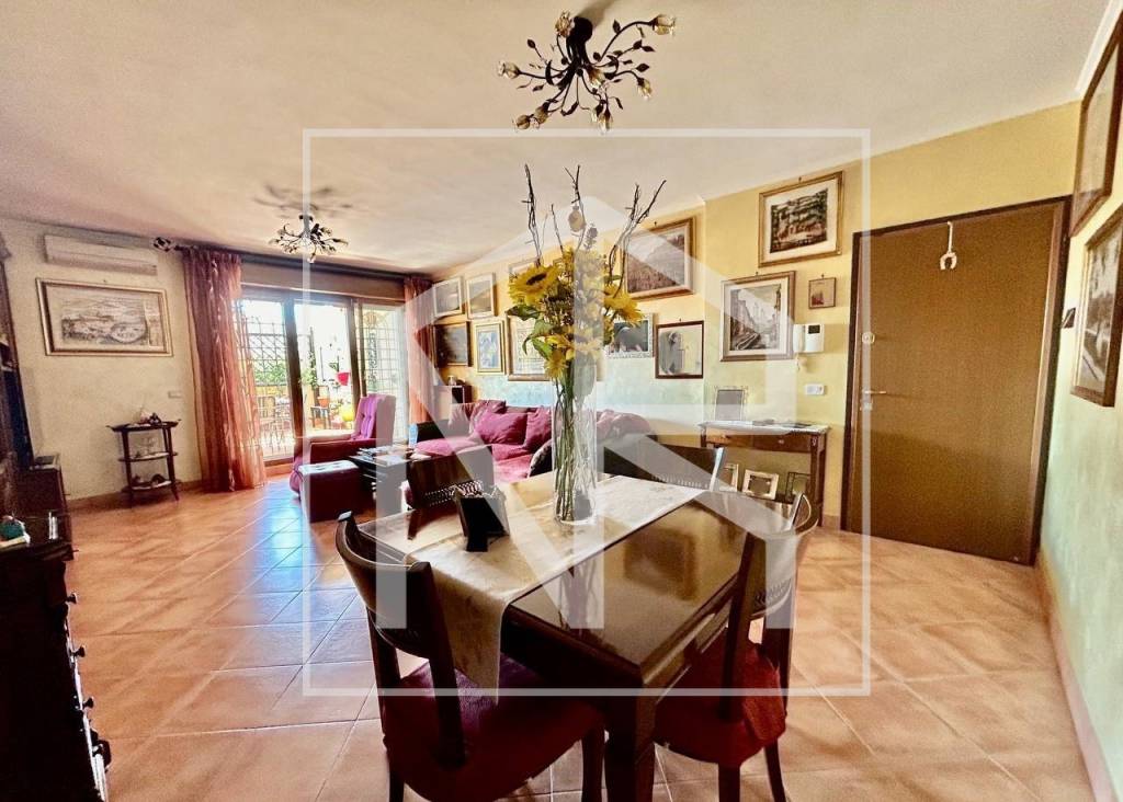 appartamento in vendita a Roma in zona Ponte di Nona